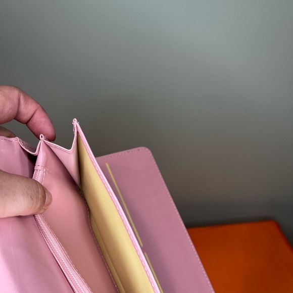 ⚡️⚡️⚡️Elegant Silver Quilted Women's Wallet - Picture 4 of 9